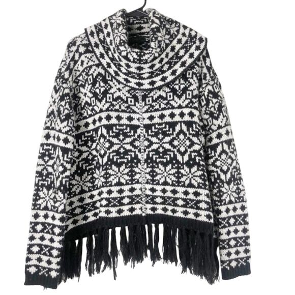 Jessica Simpson Sweater Womens M Black White Cowl Neck Fringe Fair Isle Nordic - Picture 1 of 5